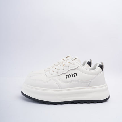 Tenis blancos x negro clásicos