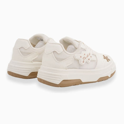 Tenis crema con beige y apliques