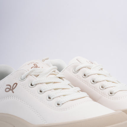 Tenis crema punta redonda