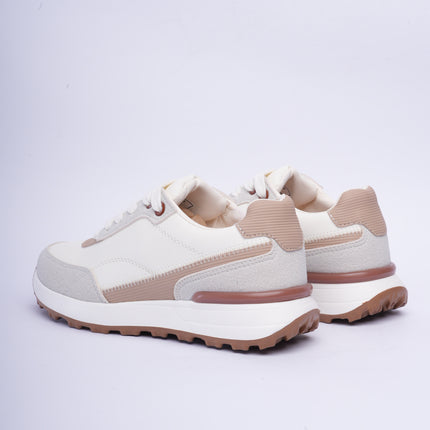 Tenis deportivos beige con detalles café