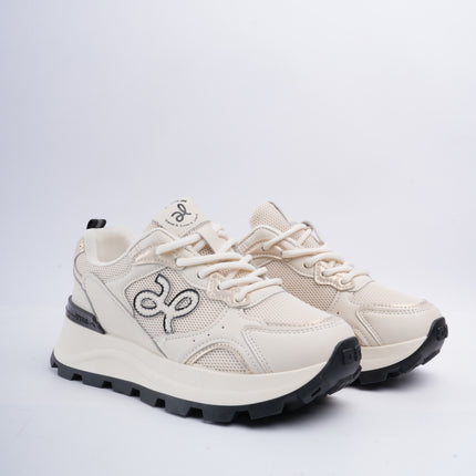 Tenis deportivos beige con plataforma