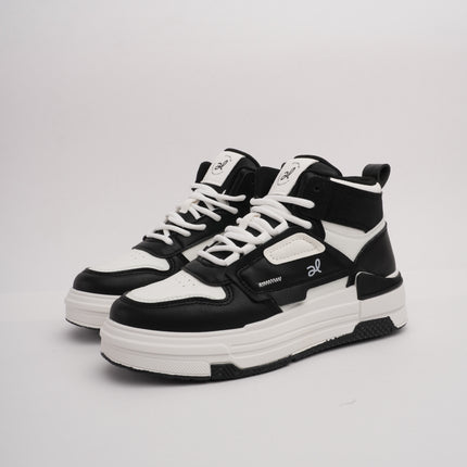 Tenis en bota blancos con negro