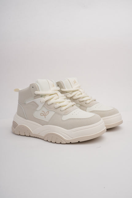 Tenis en bota crema con beige