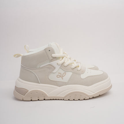 Tenis en bota crema con beige