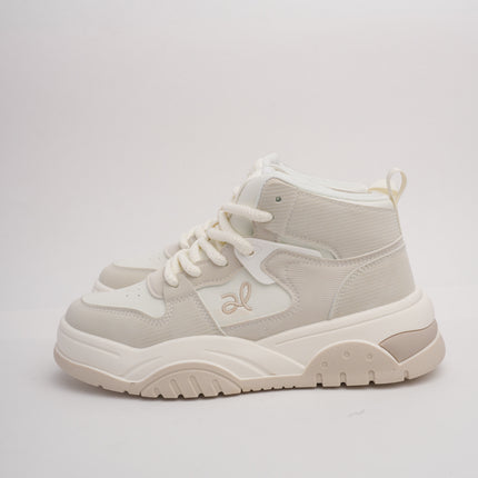 Tenis en bota crema con beige