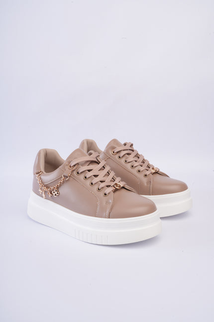 Tenis kaki con cadena