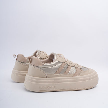 Tenis kaki con dorado