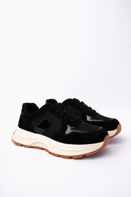 Tenis negros altos charol con gamuza