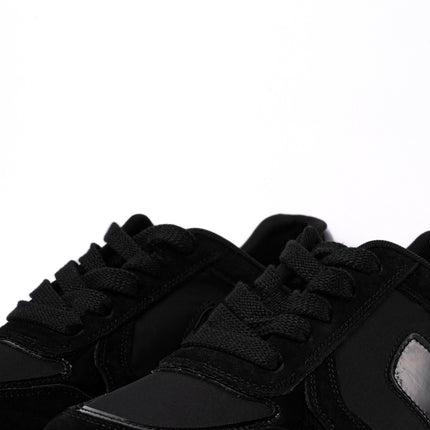 Tenis negros altos charol con gamuza