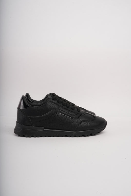 Tenis negros bajos básicos