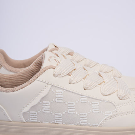 Tenis offwhite con plataforma