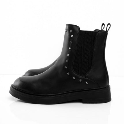 Botines negros clásicos con taches