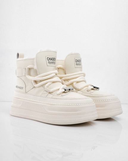 Tenis blancos de plataforma con peluche interno