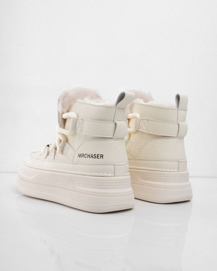 Tenis blancos de plataforma con peluche interno