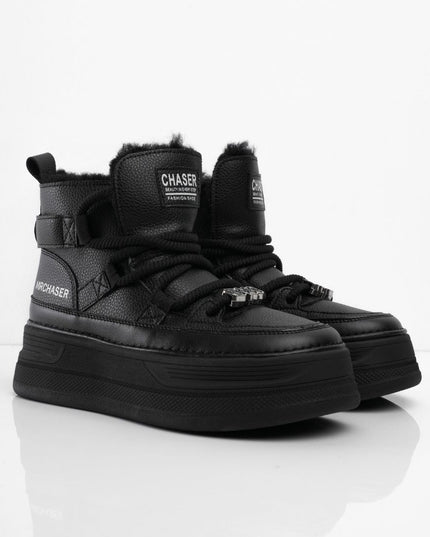 Tenis negros de plataforma con peluche interno