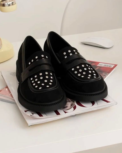 Mocasines negros x apliques plata