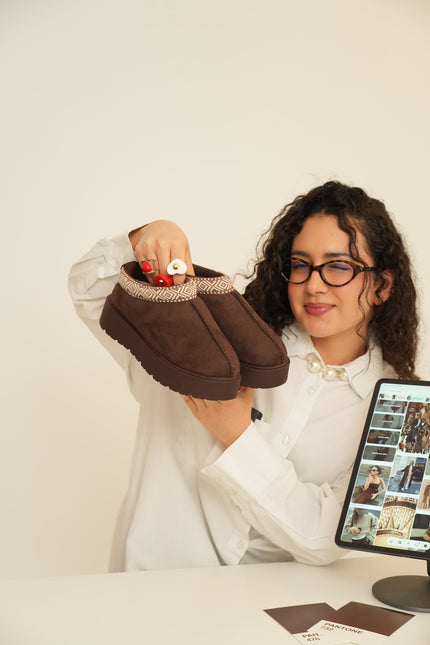 Zapatos ugg café