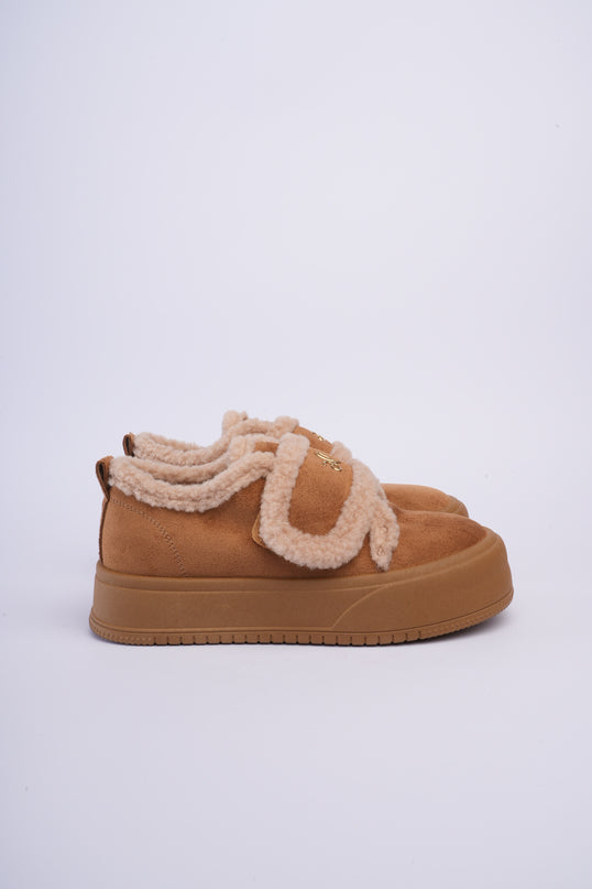 Zapatos ugg de peluche miel con velcro