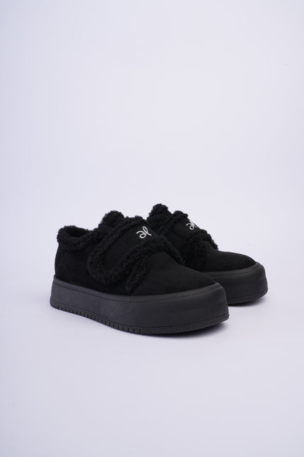 Zapatos ugg de peluche negros con velcro