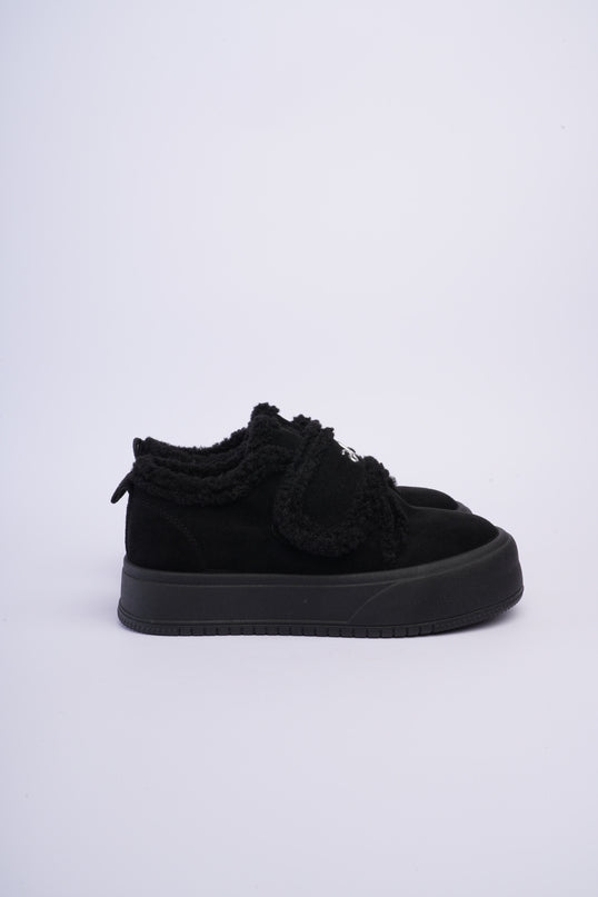Zapatos ugg de peluche negros con velcro